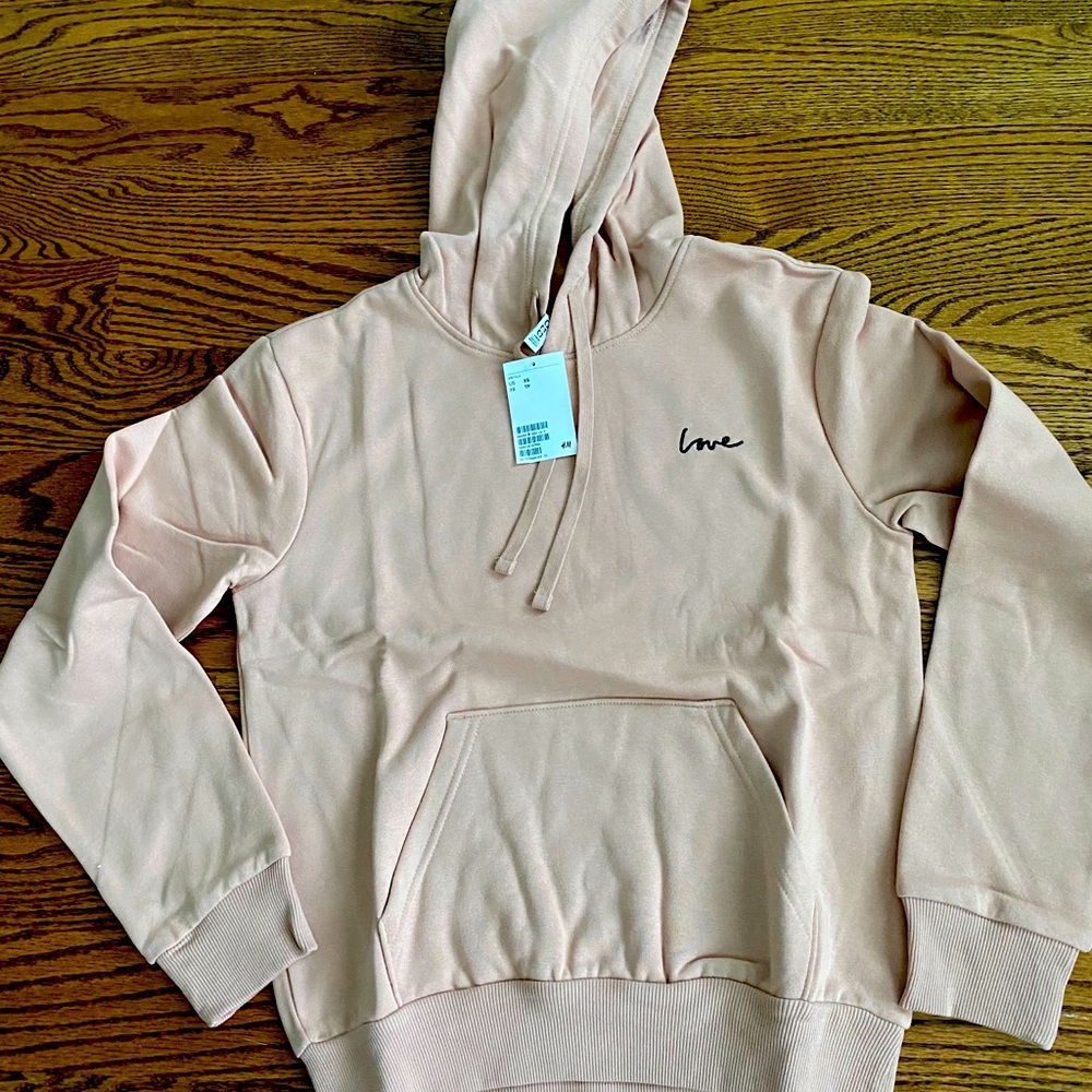 H&M pink “love” hoodie 💓